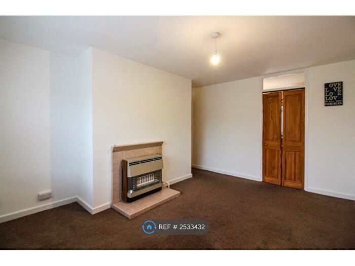 1 Bedroom Flat To Rent In Wigmore Road, Aylesbury, HP19