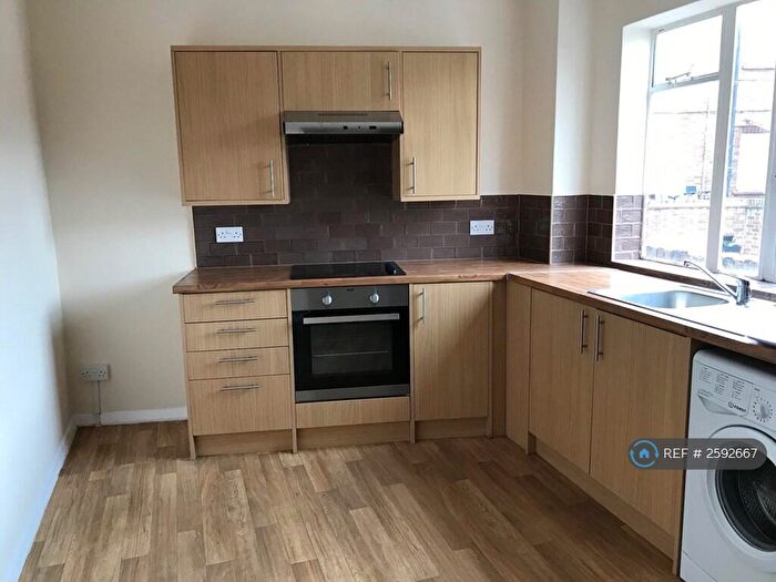 3 Bedroom Maisonette To Rent In Goldsworth Road, Woking, GU21