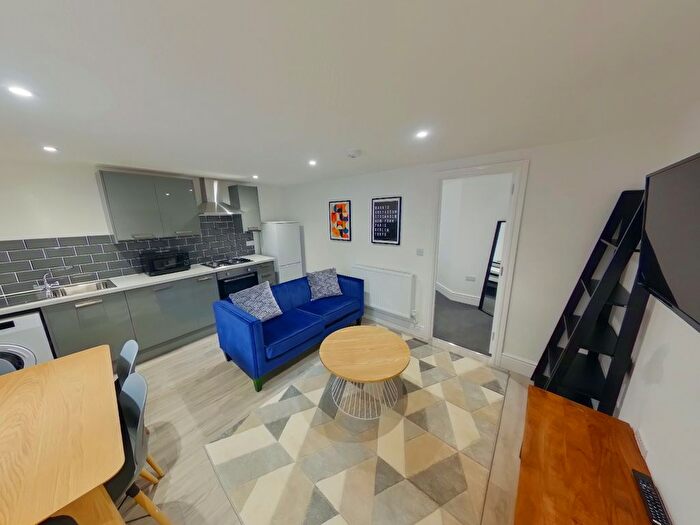 1 Bedroom Semi Detached House To Rent In Portland Street, Lincoln, LN5