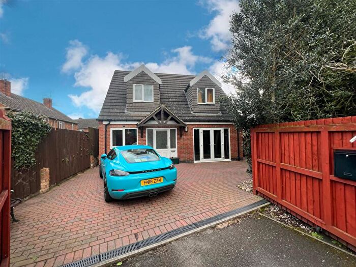 3 Bedroom Detached House For Sale In Beacon Road, Loughborough, LE11