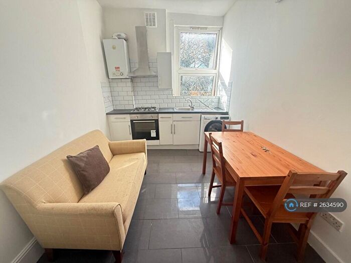 2 Bedroom Flat To Rent In Lewisham Way, New Cross, Deptford, London Bridge, Greenwich Cana, SE14