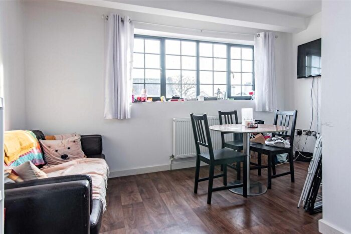 1 Bedroom Apartment To Rent In Villa Road, Villa Road, NG3