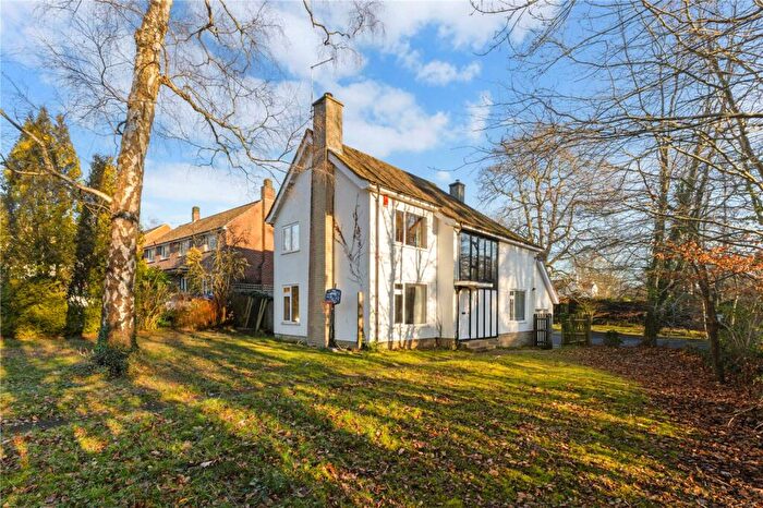 4 Bedroom House To Rent In Chandler's Ford, Eastleigh, Hampshire, SO53