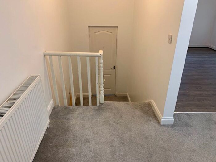 1 Bedroom Flat To Rent In Fernham Road, Thornton Heath, CR7