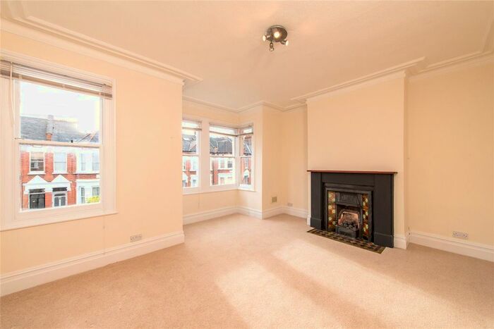 2 Bedroom Flat To Rent In Wilton Avenue, Chiswick, London, W4