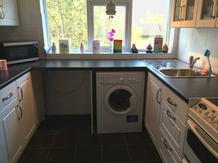 2 Bedroom Flat To Rent In Rowle Close, Stantonbury, Milton Keynes, MK14