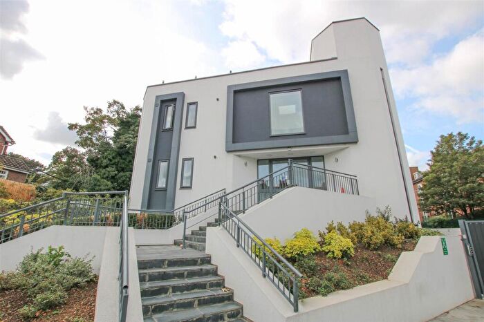 2 Bedroom Apartment To Rent In Walton Street, Aylesbury, HP21