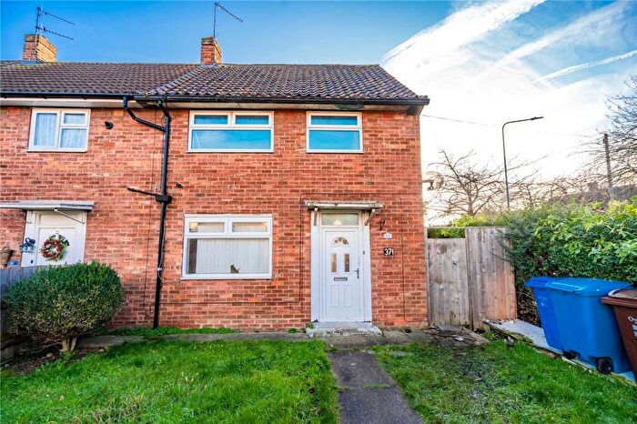 2 Bedroom Semi Detached House For Sale In Shannon Road, Hull, HU8