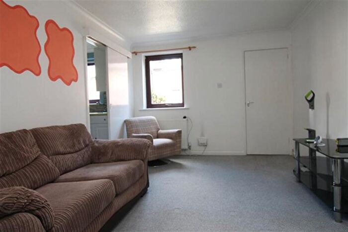 1 Bedroom Flat To Rent In Trinity Court, Fish Street, HU1