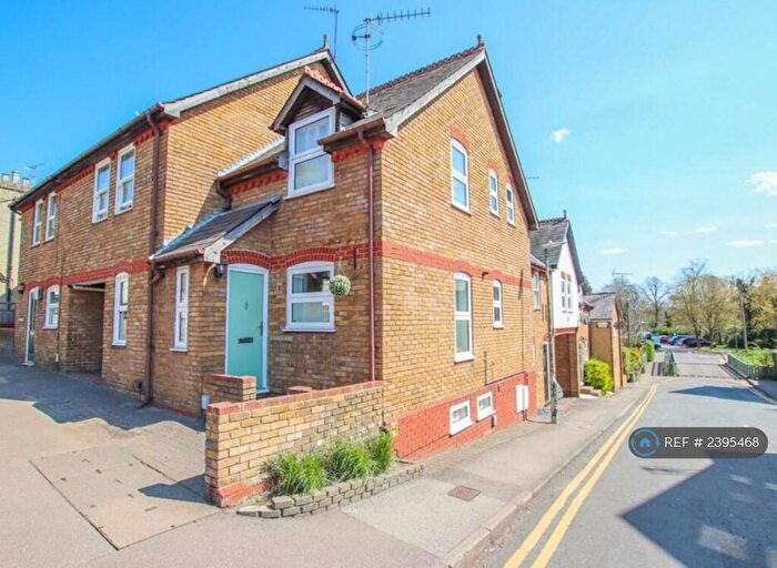 2 Bedroom End Of Terrace House To Rent In Hartham Villas, Hertford, SG14