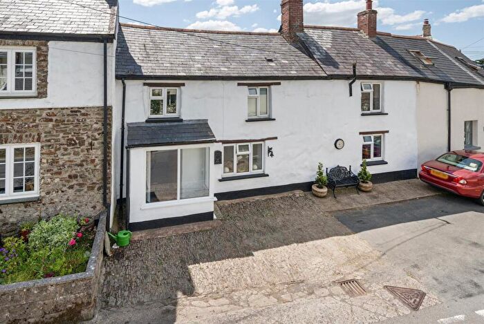 3 Bedroom Semi-Detached House For Sale In High Bickington, Umberleigh, EX37