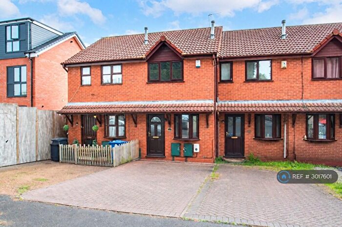 2 Bedroom Terraced House To Rent In Commonside, Brierley Hill, DY5