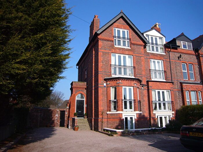 2 Bedroom Flat To Rent In College Road, Crosby, L23
