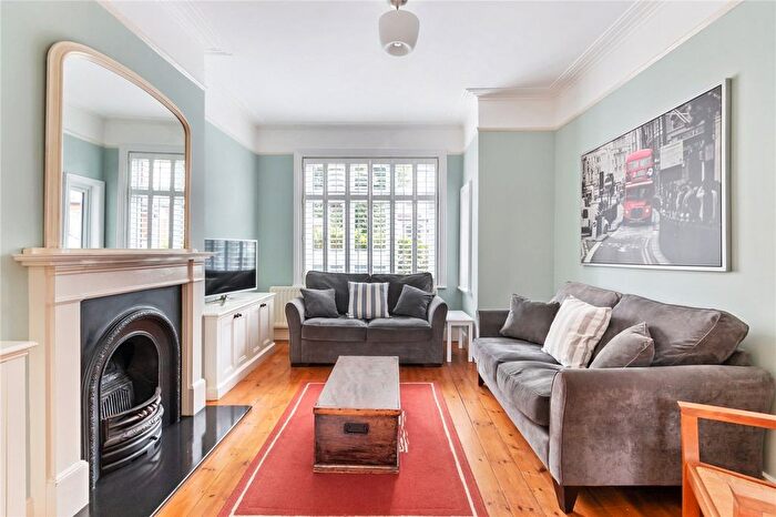 3 Bedroom Terraced House To Rent In Brudenell Road, Tooting Bec, London, SW17