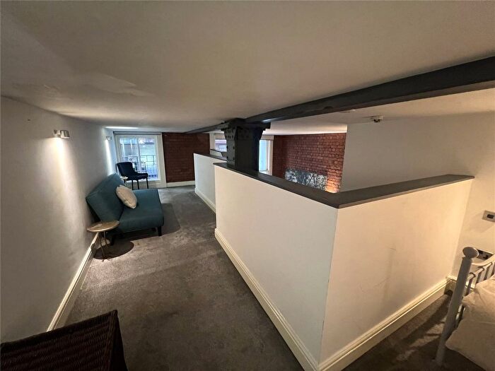 2 Bedroom Flat For Sale In Lancaster House, Whitworth Street, Manchester, M1