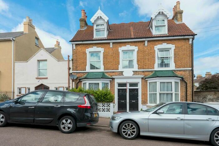 3 Bedroom Terraced House To Rent In Mays Road, Ramsgate, CT11