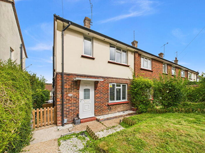 2 Bedroom End Of Terrace House For Sale In Stonery Road, Portslade, BN41