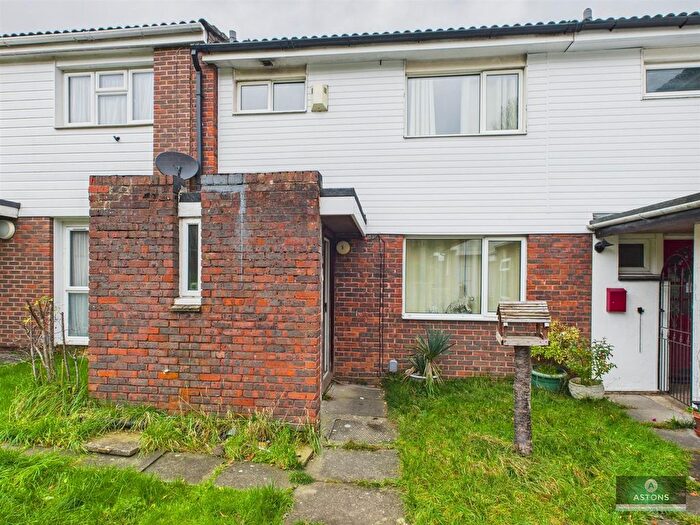 3 Bedroom Terraced House For Sale In Kingsley Road, Bewbush, RH11