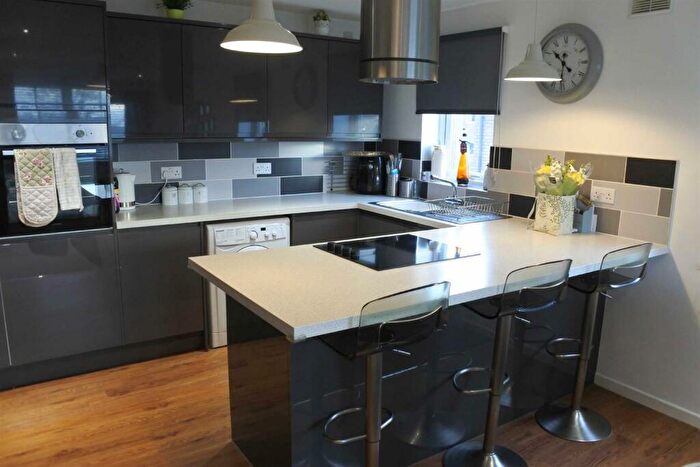 2 Bedroom Apartment To Rent In Harcourt Close, Urmston, M41