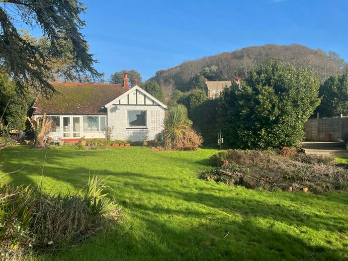 3 Bedroom Detached House To Rent In Niton Undercliff, PO38