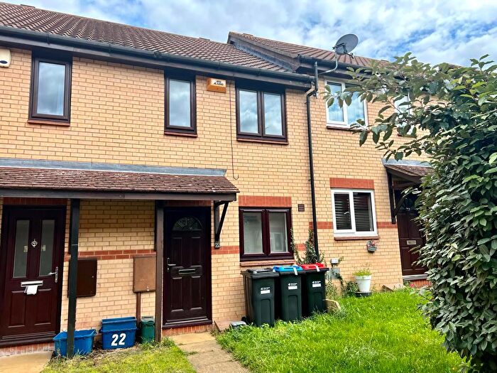 2 Bedroom Terraced House To Rent In Pettingrew Close, Walnut Tree, Milton Keynes, MK7