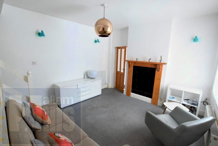 2 Bedroom Flat To Rent In London Road, Sheffield, South Yorkshire S2