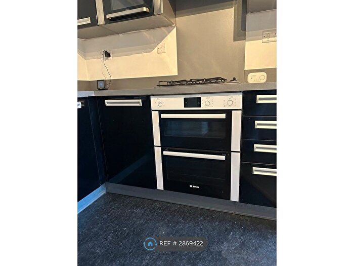 1 Bedroom Flat To Rent In Delamere Court, Walthamstow, E17