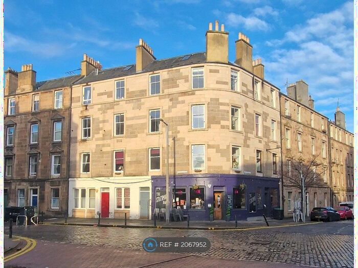 2 Bedroom Flat To Rent In Iona Street, Edinburgh, EH6