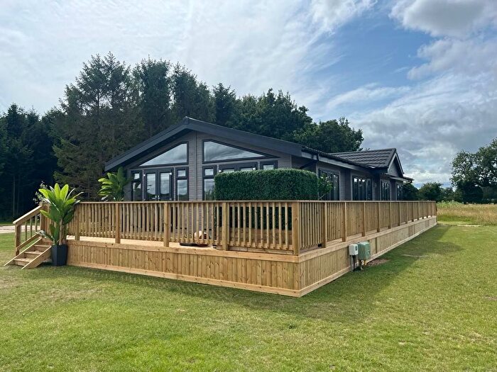 2 Bedroom Lodge For Sale In Malton Road, Pickering, YO18
