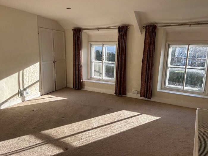 2 Bedroom Cottage To Rent In Llanbedr Road, Crickhowell, Powys., NP8