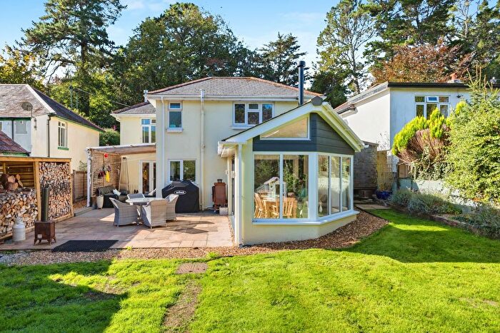 4 Bedroom Bungalow For Sale In Follaton, Plymouth Road, Totnes, Devon, TQ9