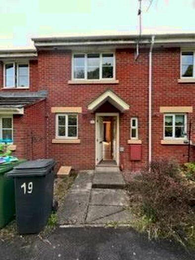 2 Bedroom Detached House To Rent In Clover Avenue, Exwick, Exeter, EX4