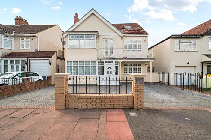 4 Bedroom Detached House For Sale In Forster Road, Beckenham, BR3