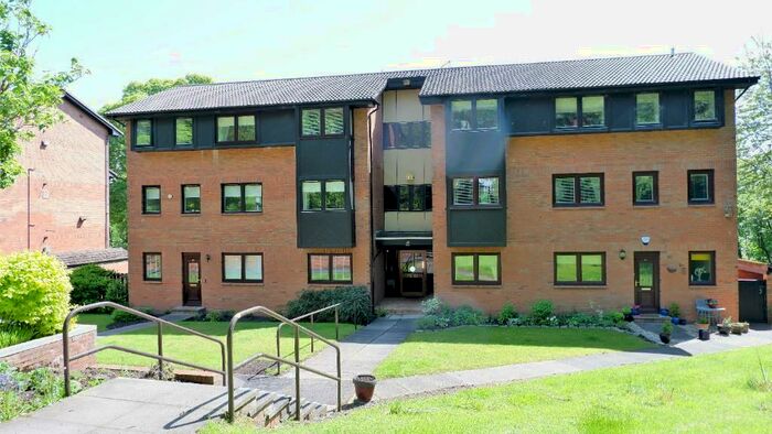 2 Bedroom Flat To Rent In Maxton Grove, Glasgow, G78