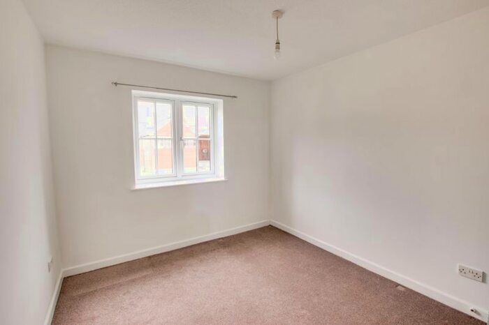 1 Bedroom Flat To Rent In Wessex Walk, Westbury, BA13