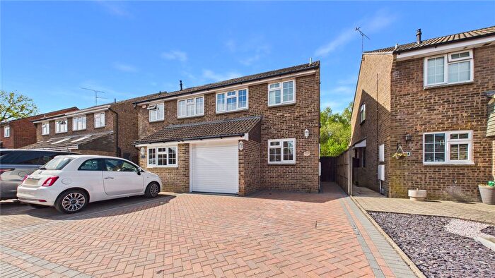 3 Bedroom Semi-Detached House For Sale In Frimley Green, Surrey, GU16