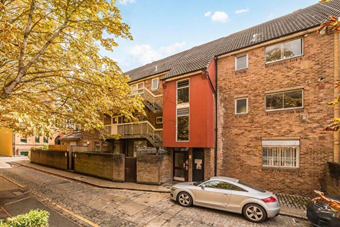 2 Bedroom Flat To Rent In Chandler Street, Chandler Street, E1W