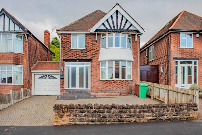 3 Bedroom Detached House To Rent In Charnock Avenue, Wollaton, Nottingham, NG8