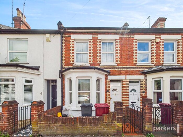 3 Bedroom Terraced House For Sale In Coldicutt Street, Caversham, Reading, Berkshire, RG4