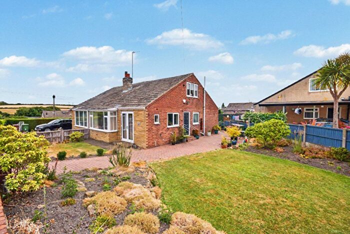 3 Bedroom Bungalow For Sale In Lindale Garth, Kirkhamgate, Wakefield, West Yorkshire, WF2