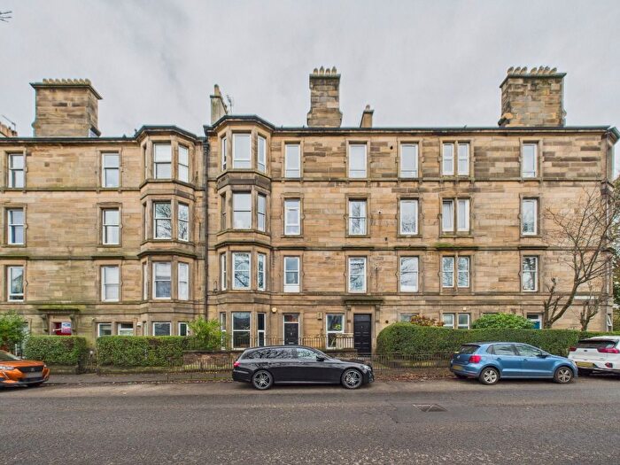 2 Bedroom Flat To Rent In Chancelot Terrace, Trinity, Edinburgh, EH6