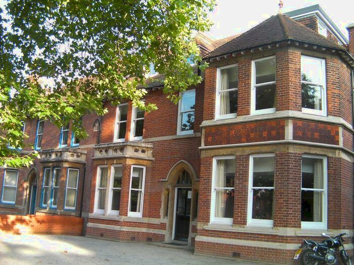 1 Bedroom Flat To Rent In London Road, Canterbury, CT2