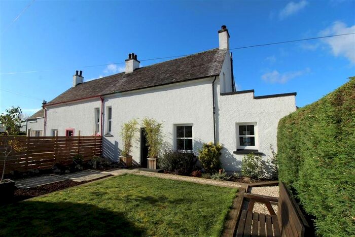 3 Bedroom Semi-Detached House For Sale In Hillhead, Inverfarigaig, Inverness, IV2