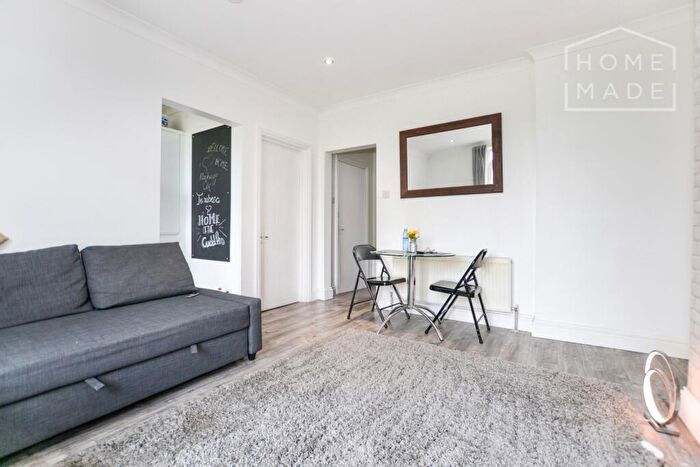 1 Bedroom Flat To Rent In Charlton Church Lane, Greenwich, SE7