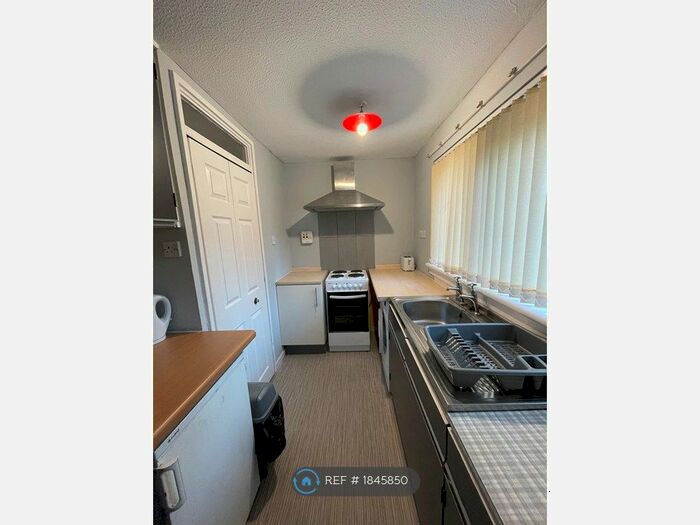 1 Bedroom Flat To Rent In Kennedy Path, Glasgow, G4