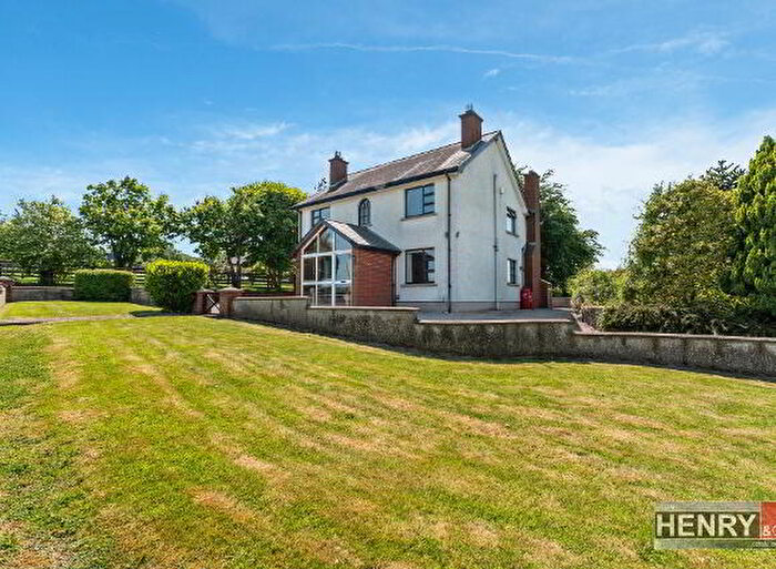 4 Bedroom Detached House With Outbuildingses For Sale In Canary Road, Dungannon, BT71