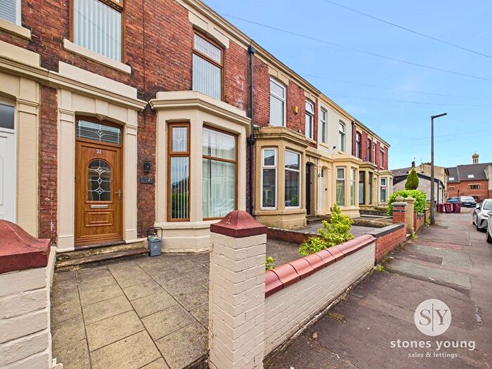 4 Bedroom Terraced House For Sale In Burlington Street, Blackburn, BB2