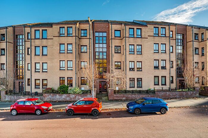2 Bedroom Flat For Sale In Springburn Road, Springburn, Glasgow, G21