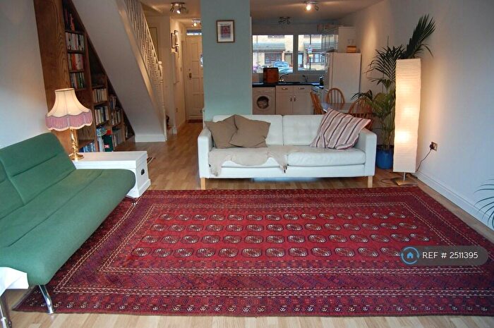 3 Bedroom Maisonette To Rent In St. Stephens Road, London, E3