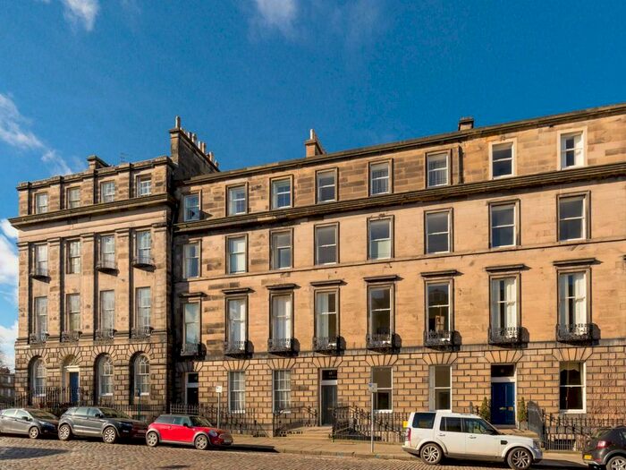 2 Bedroom Flat To Rent In Great Stuart Street, West End, City Centre, EH3